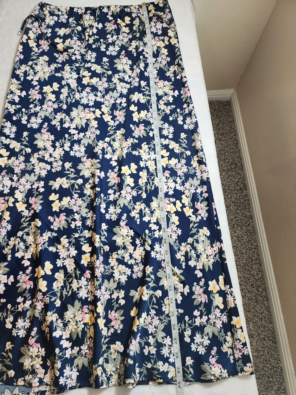 NWT WAYF Floral Print Maxi Skirt Navy Allover Tie Waist Flowy Size M